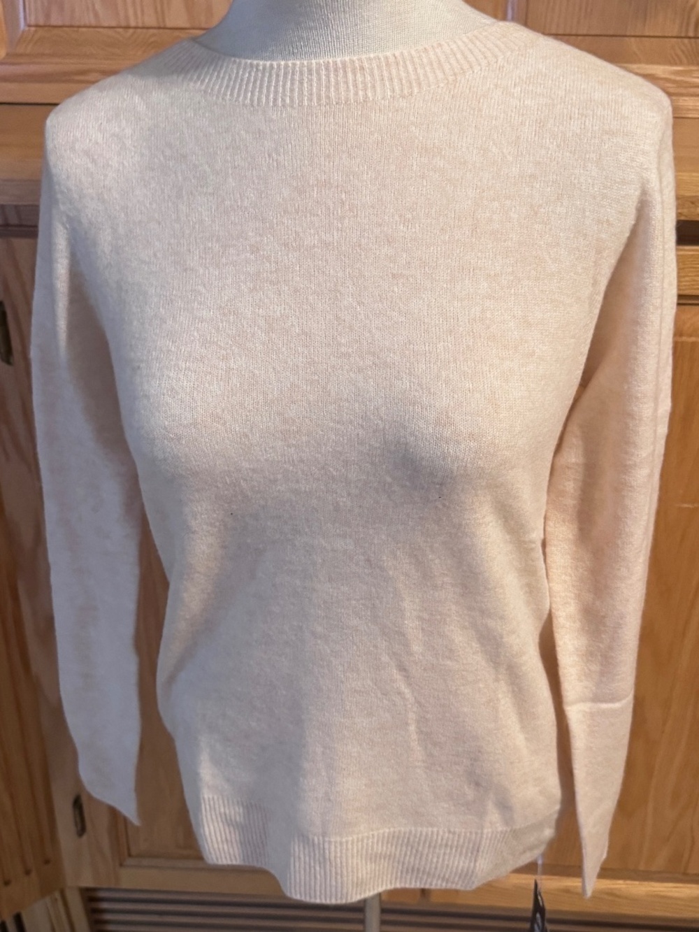 Chanyarn Small Women's Cream Crew Neck Wool Sweater Business Attire Classic